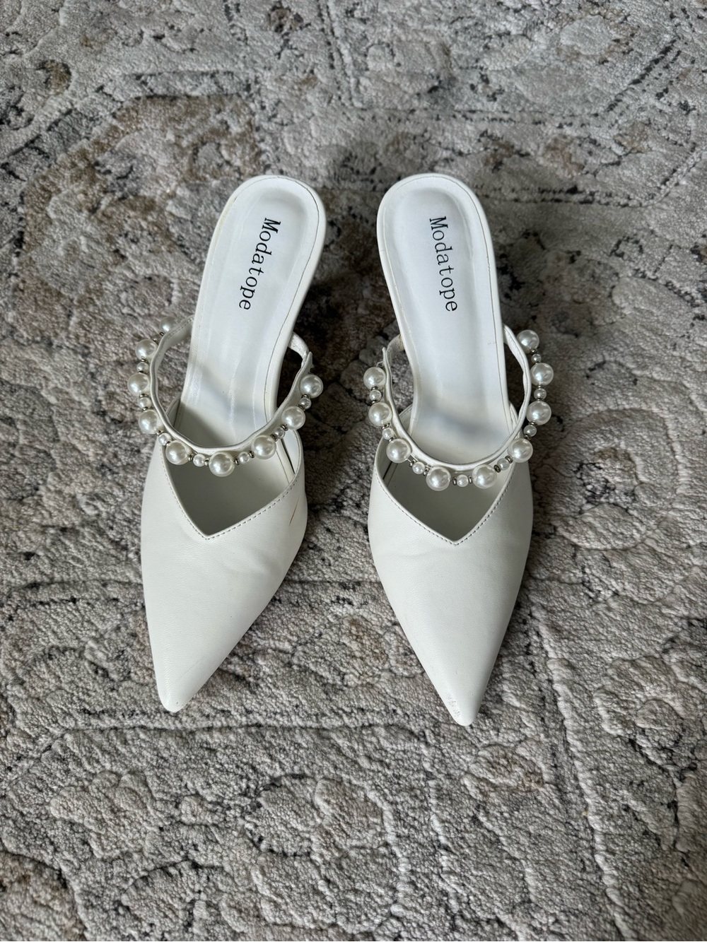 Moda Tope White Pearl-Embellished Pointed Mule - Picture 2 of 4